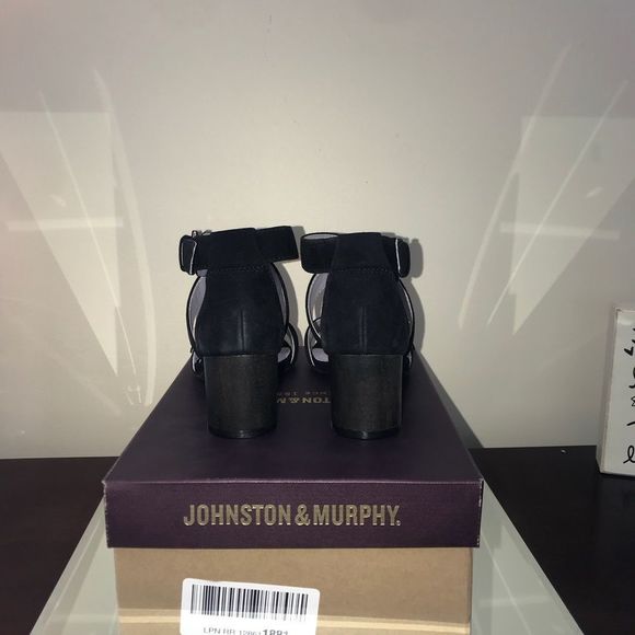 Johnston & Murphy Katarina Black Suede 6 NIB - Picture 4 of 5